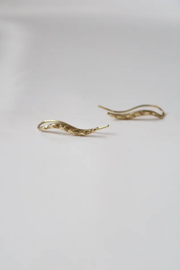 Jubilee Thrift Diamond Cut Wave 14KT Yellow Gold Ear Climber Earrings