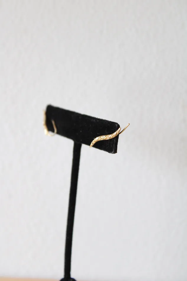 Jubilee Thrift Diamond Cut Wave 14KT Yellow Gold Ear Climber Earrings