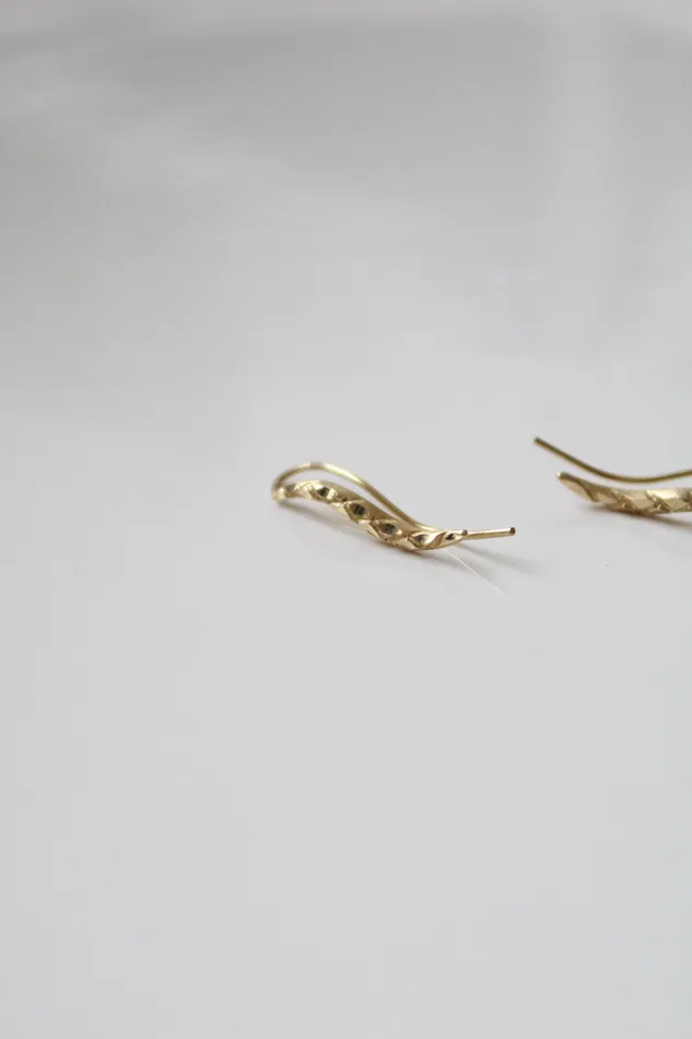 Jubilee Thrift Diamond Cut Wave 14KT Yellow Gold Ear Climber Earrings