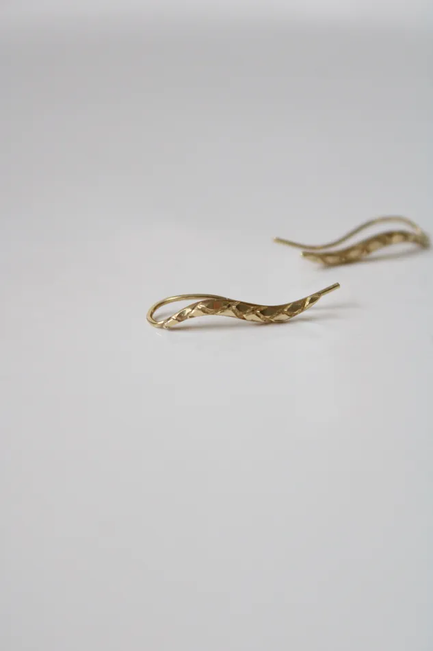 Jubilee Thrift Diamond Cut Wave 14KT Yellow Gold Ear Climber Earrings