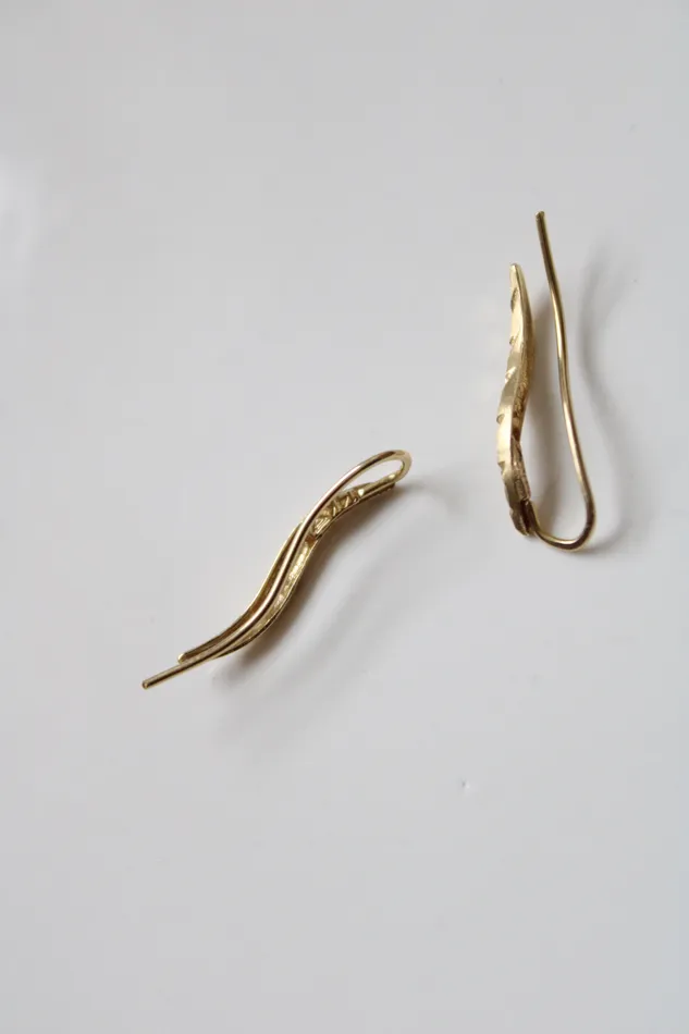 Jubilee Thrift Diamond Cut Wave 14KT Yellow Gold Ear Climber Earrings