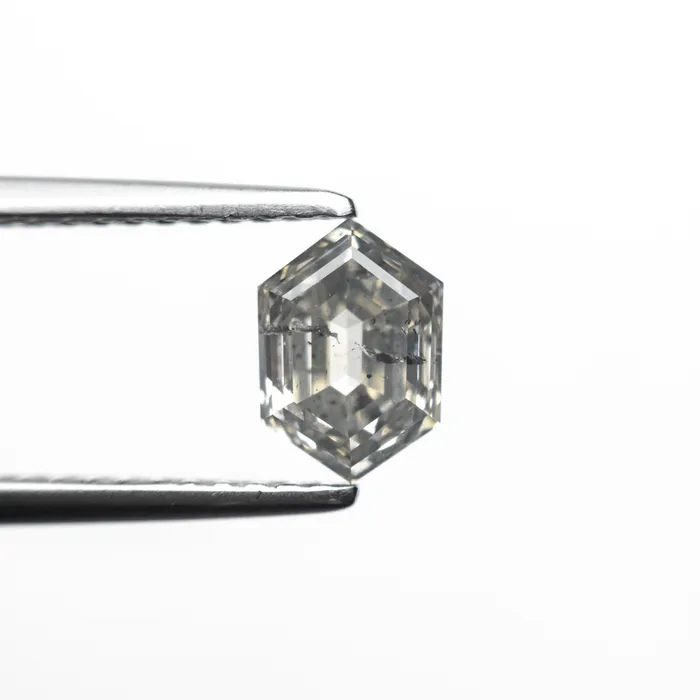 100ct 692x482x367mm Hexagon Step Cut 2545016 Misfit Diamonds Rings