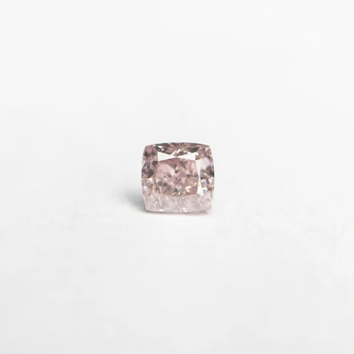 Earrings Misfit Diamonds 020ct 316x306x213mm GIA SI2 Fancy Pink Cushion Brilliant 2409901