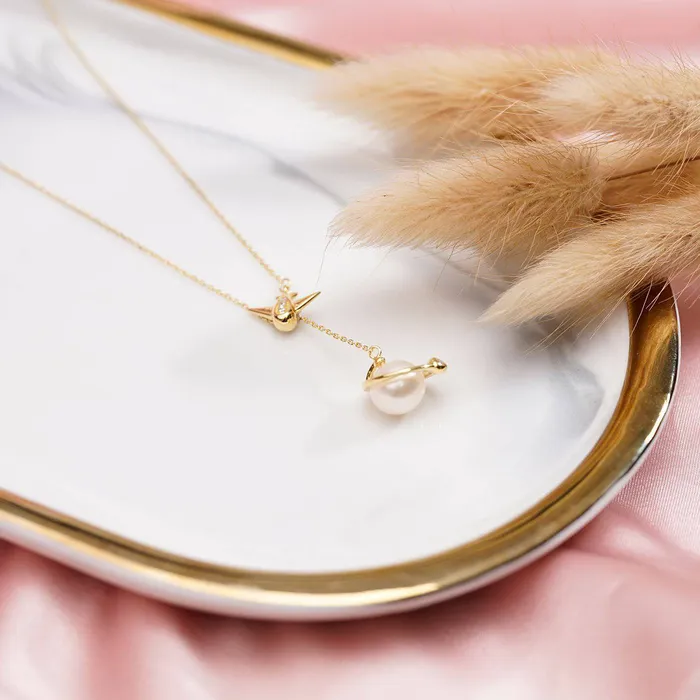 Necklaces Pearly Lustre Wonderland Freshwater Pearl Necklace WN00091