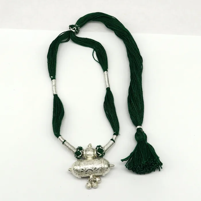 Necklaces Vintage indian traditional design solid silver charm necklace stunning green thread brides wedding necklace tribal ethnic jewelry set211 TRIBAL ORNAMENTS