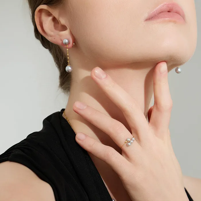 Pearly Lustre Earrings 18K Gold Top Grade Silver Akoya Pearl Earrings KE00203