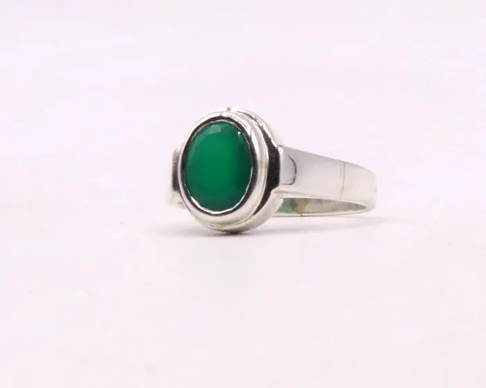 Rings TRIBAL ORNAMENTS Fabulous green stone Solid silver handmade ring band with gorgeous unisex ring from india sr59