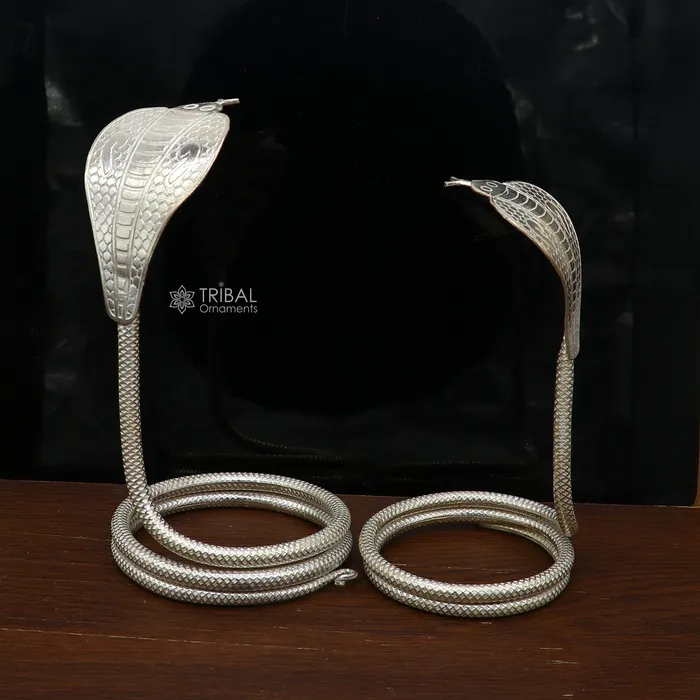 TRIBAL ORNAMENTS Earrings Shiva Snake 925 silver handmade Divine vintage style Small snake or shiva snake for puja or worshipping solid Diwali puja article su1282 TRIBAL ORNAMENTS Earrings Shiva Snake 925 silver handmade Divine vintage style Small snake or shiva snake for puja or worshipping solid Diwali puja article su1282