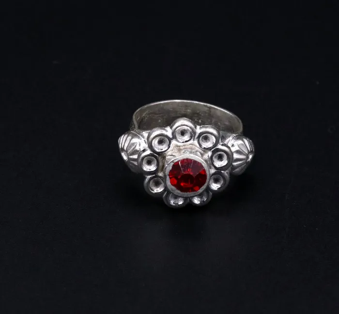 TRIBAL ORNAMENTS Rings Traditional style handmade gorgeous red stone jadau ring band womens jewelry from rajasthan india sr51 TRIBAL ORNAMENTS Rings Traditional style handmade gorgeous red stone jadau ring band womens jewelry from rajasthan india sr51