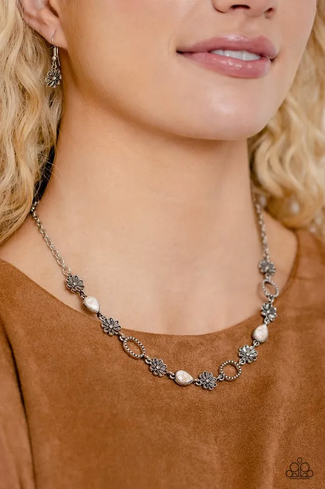 Necklaces Paparazzi Jewelry Paparazzi Necklace Casablanca Chic White