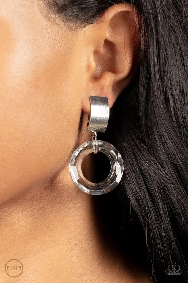 Paparazzi Jewelry Earrings Paparazzi Earring Clear Out White
