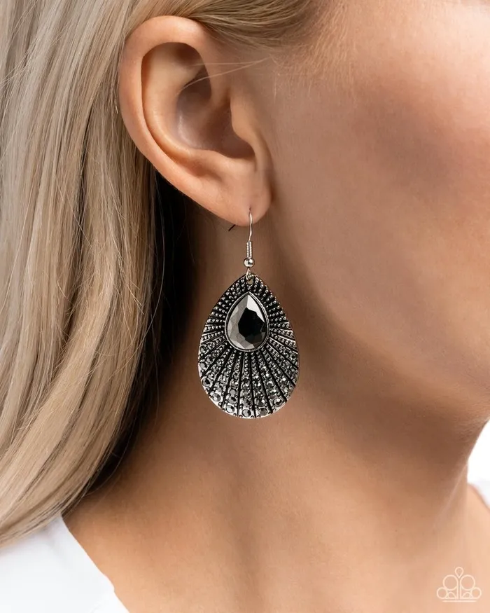 Paparazzi Jewelry Earrings Paparazzi Earring Urban Relic Silver