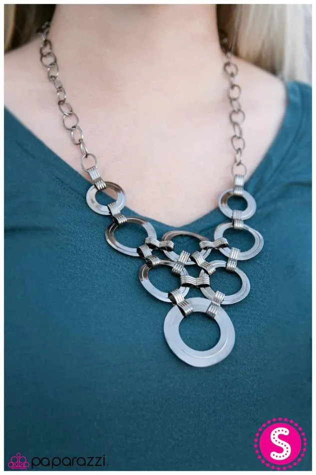 Paparazzi Jewelry Necklaces Paparazzi Necklace Fiercely Fastened Black