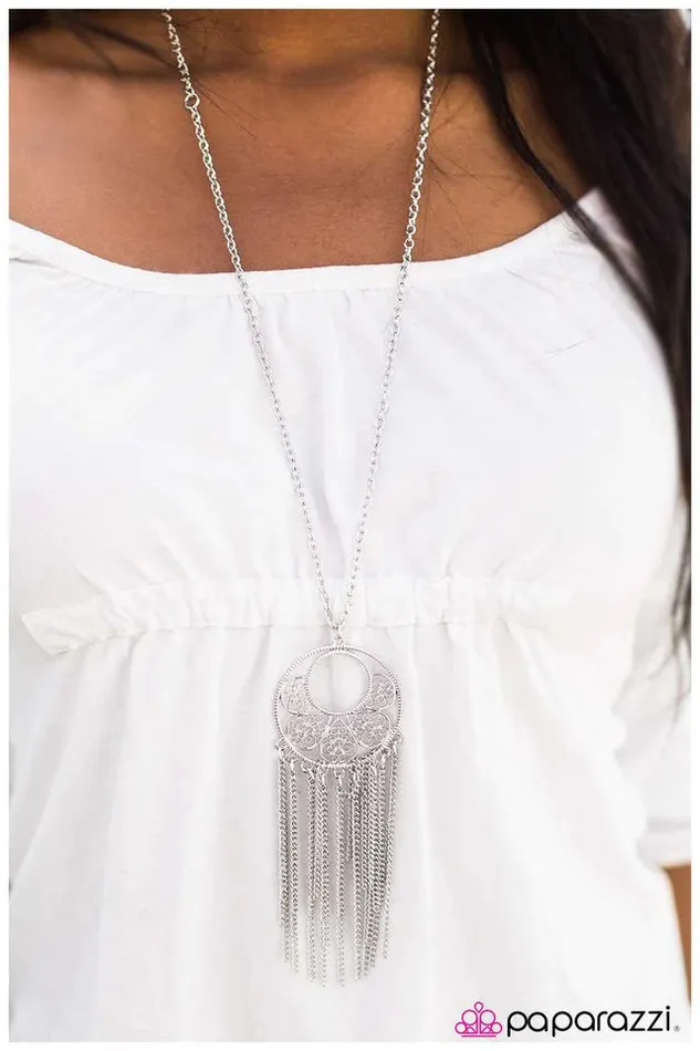 Paparazzi Jewelry Necklaces Paparazzi Necklace Radiant Reverie Silver