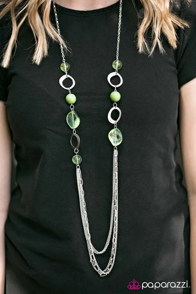 Paparazzi Jewelry Necklaces Paparazzi Necklace Sassy and Glassy Green