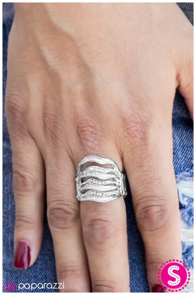 Paparazzi Jewelry Paparazzi Ring Heat Wave White Rings