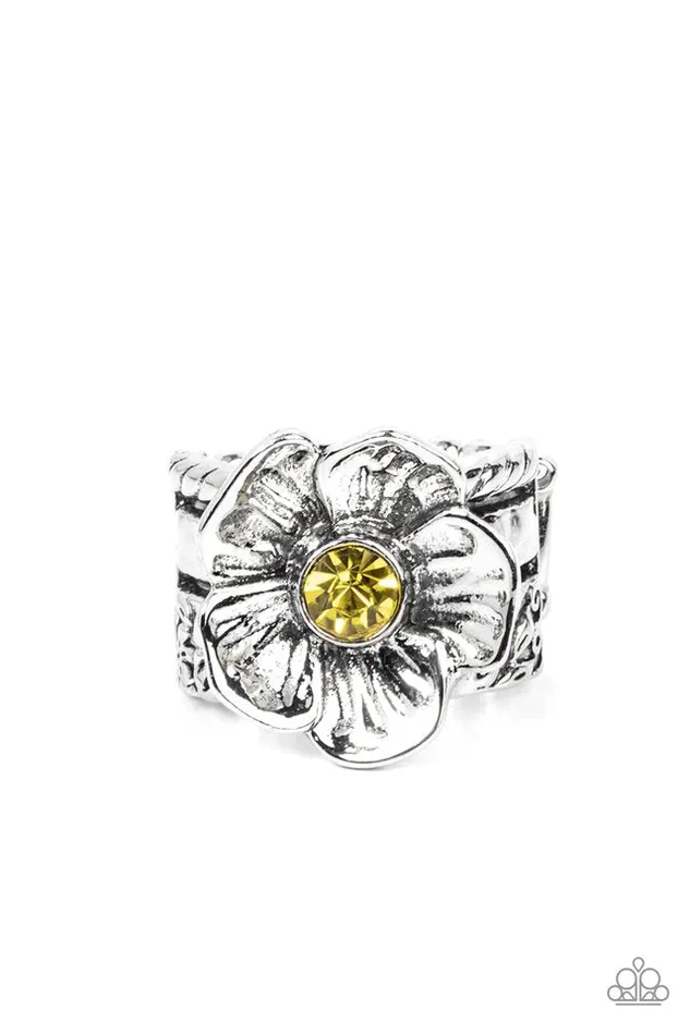 Paparazzi Jewelry Paparazzi Ring Prismatically Petunia Yellow Rings Paparazzi Jewelry Paparazzi Ring Prismatically Petunia Yellow Rings