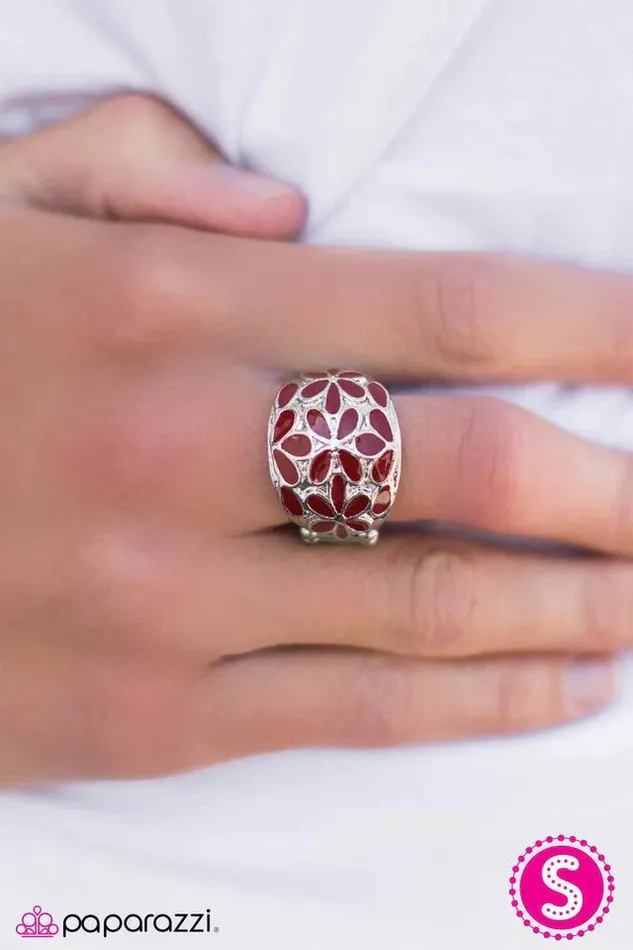 Paparazzi Jewelry Rings Paparazzi Ring Heavy PETAL Band Red