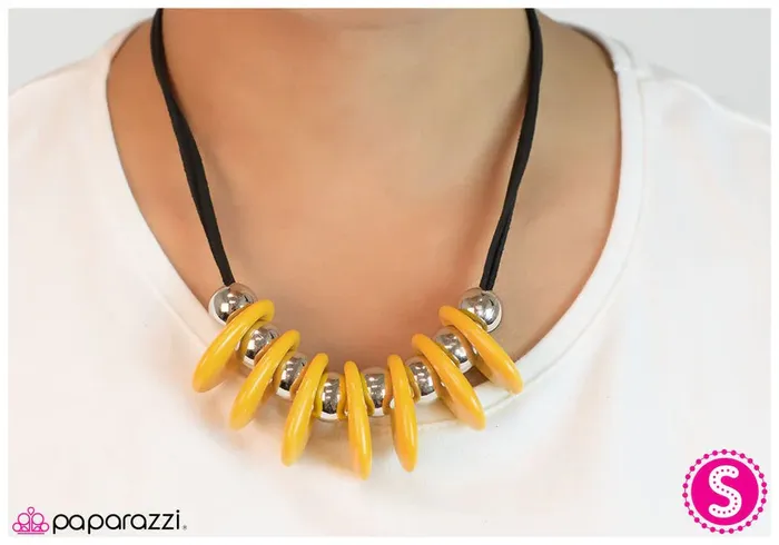 Paparazzi Necklace Fearless Fascination Yellow Paparazzi Jewelry Necklaces