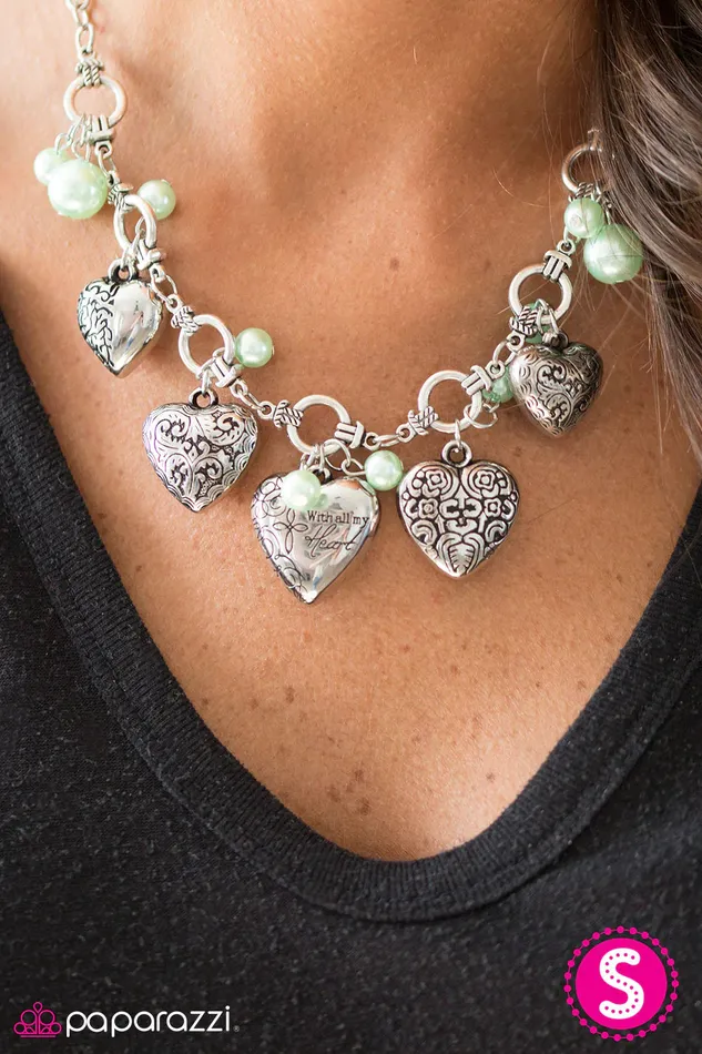 Paparazzi Necklace With All Your Heart Green Paparazzi Jewelry Necklaces
