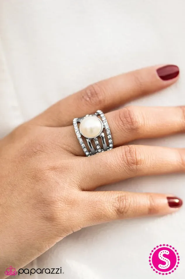 Paparazzi Ring Taste Of Refinement White Paparazzi Jewelry Rings