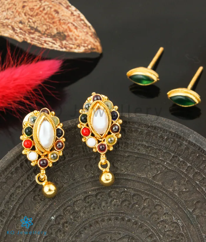 Silversmith Earrings The Dviguna Silver Reversible EarringsGreenNavratna