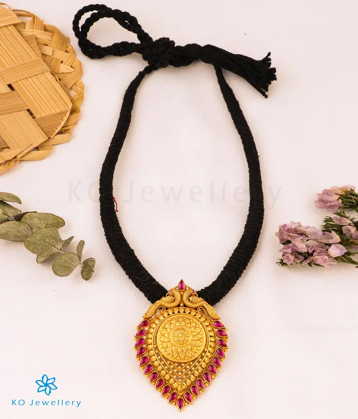 Silversmith Necklaces The Vyoma Silver Thread Necklace Black