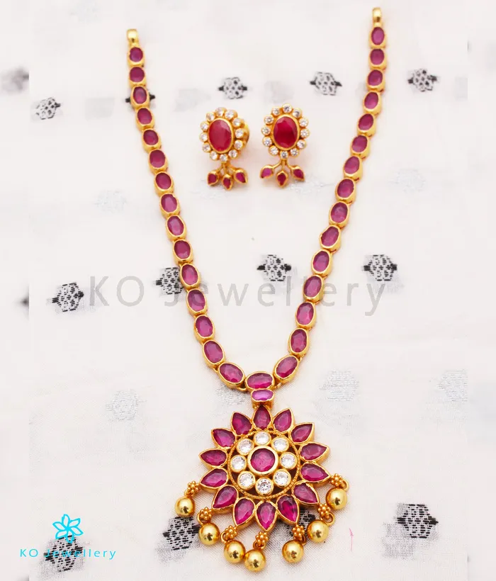 The Kannaki Silver Kempu Necklace Silversmith Necklaces