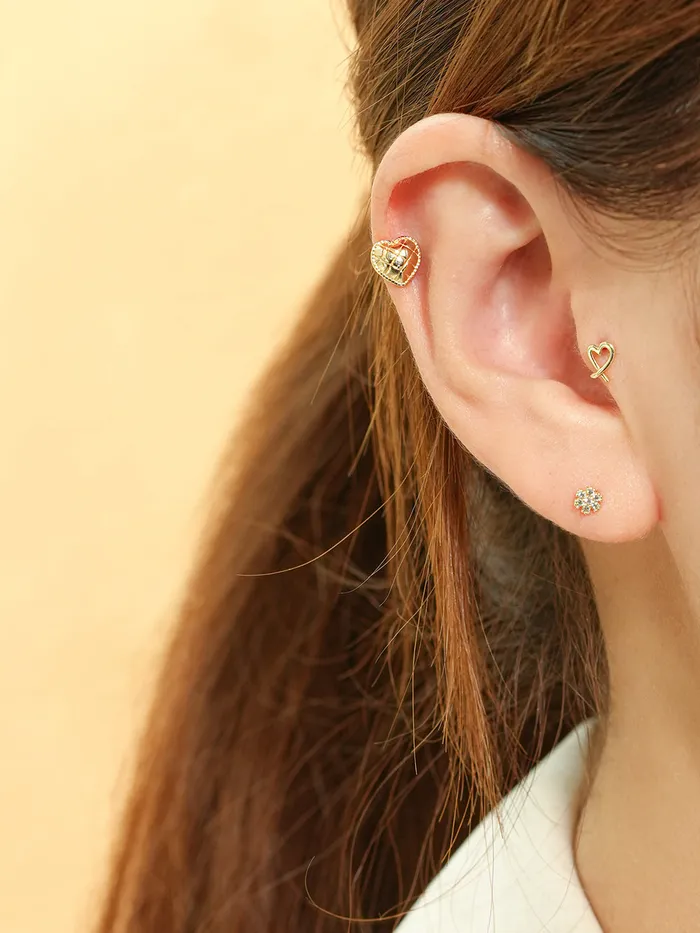 14K Gold Dandelion Cartilage Earring 20G MinimalBijoux Earrings