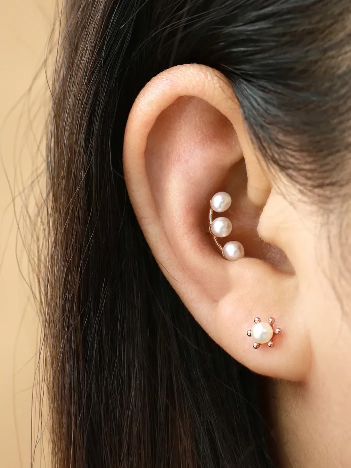 14K Gold Triple Flower Pearl Cartilage Earring 18G16G MinimalBijoux Earrings