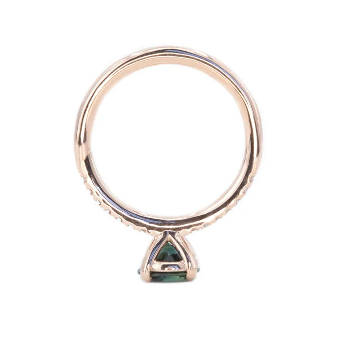 Anueva Jewelry Rings 130ct Blue Australian Sapphire Solitaire Ring with Diamonds in 14k Rose Gold