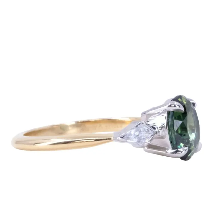 Anueva Jewelry Rings 215ct Oval Australian Sapphire and Natural Kite Diamond Three Stone Ring in Two Tone 18k Yellow and Platinum