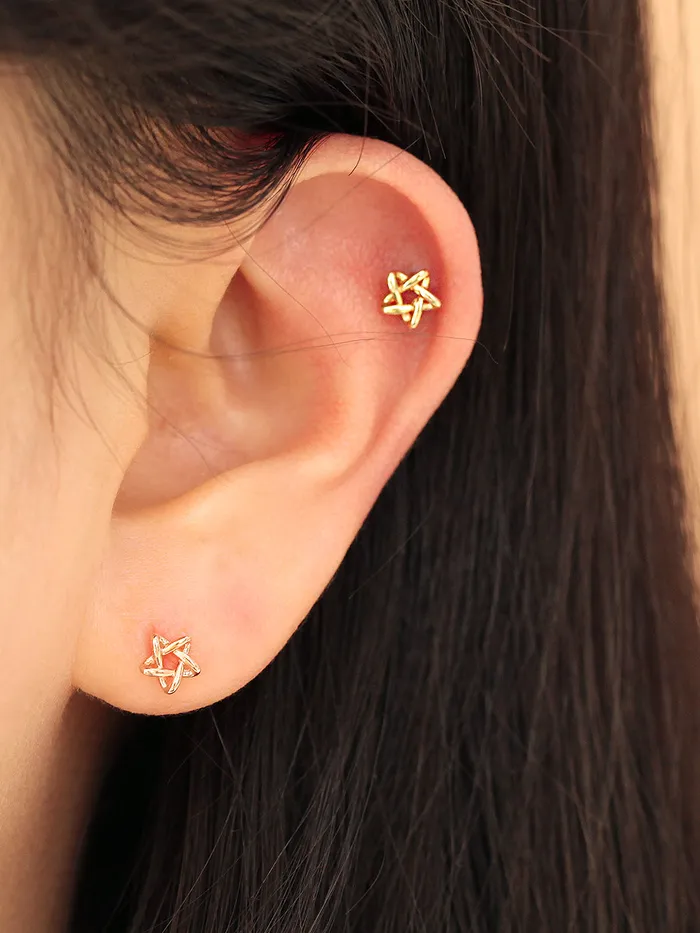 Earrings 14K gold Star Point cartilage earring 20g MinimalBijoux