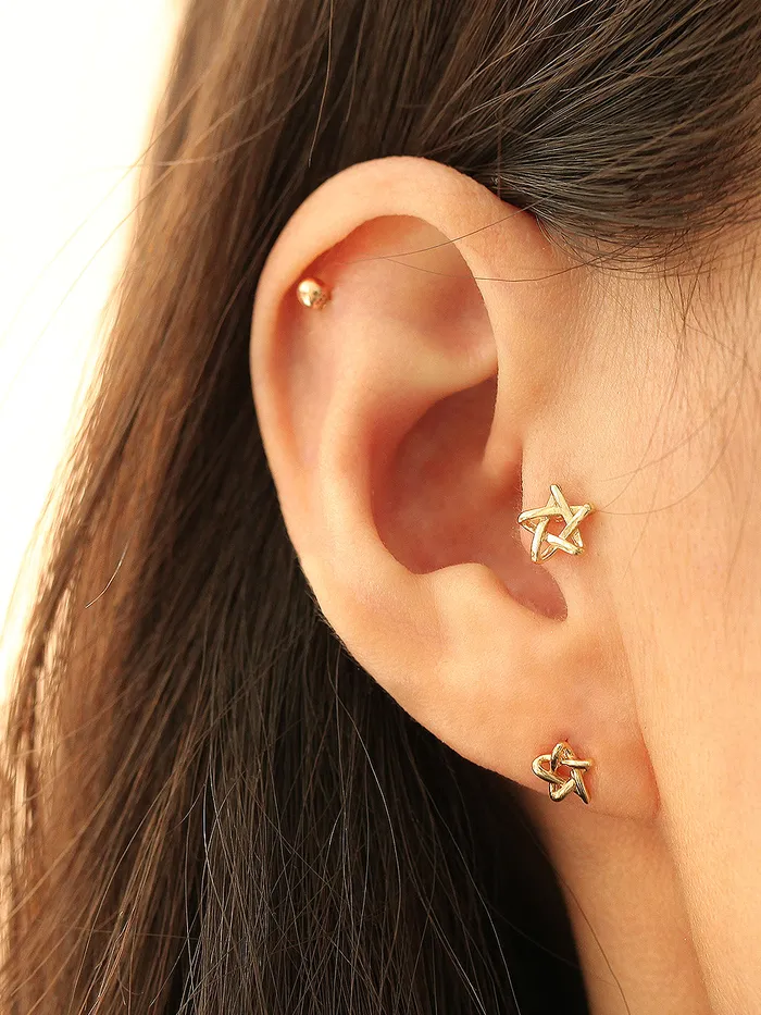 Earrings 14K gold Star Point cartilage earring 20g MinimalBijoux