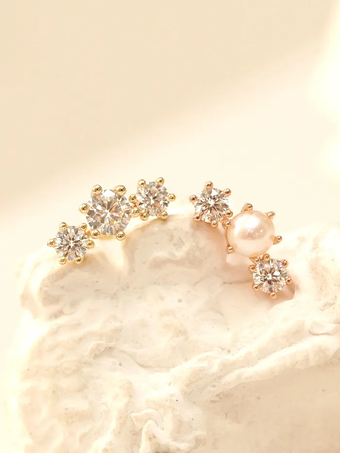 Earrings MinimalBijoux 14K Gold Crown Triple Pearl Cubic Cartilage Earring 20G18G16G