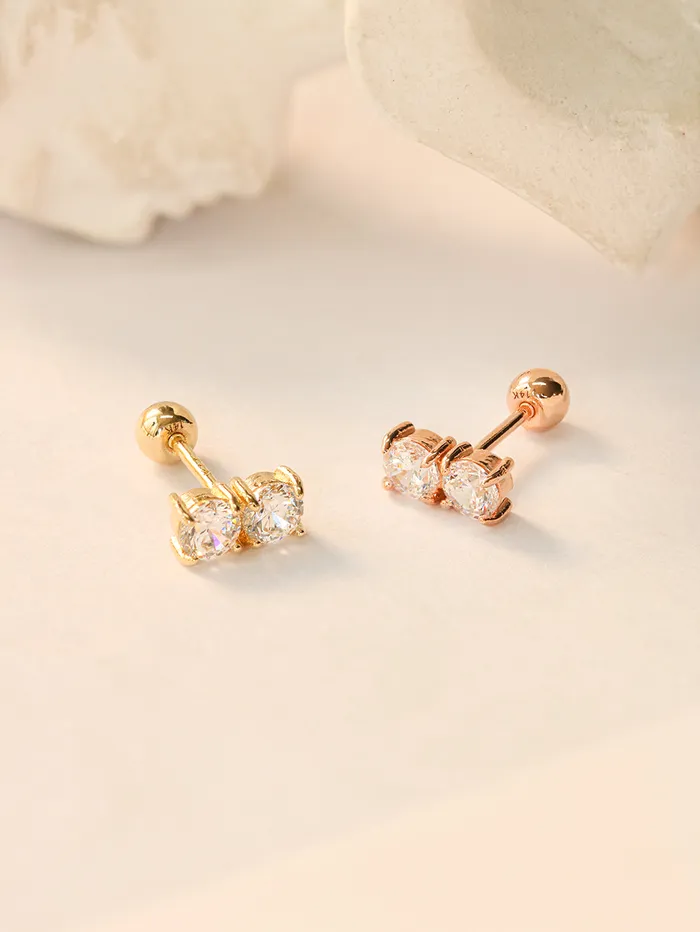 Earrings MinimalBijoux 14K Gold Crystal Bar Cartilage Earring 20G18G16G
