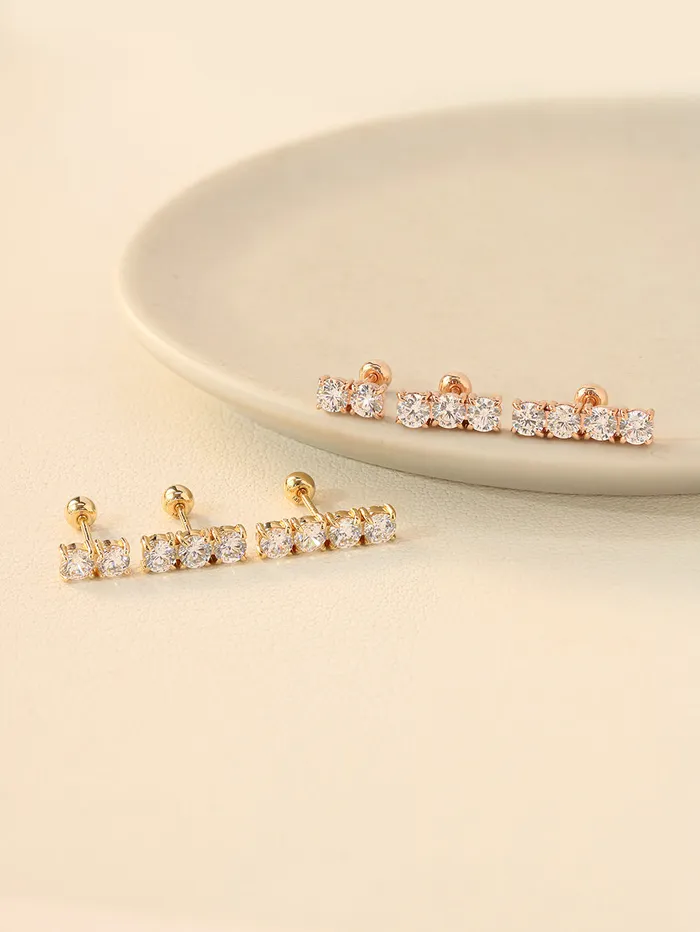 Earrings MinimalBijoux 14K Gold Crystal Bar Cartilage Earring 20G18G16G