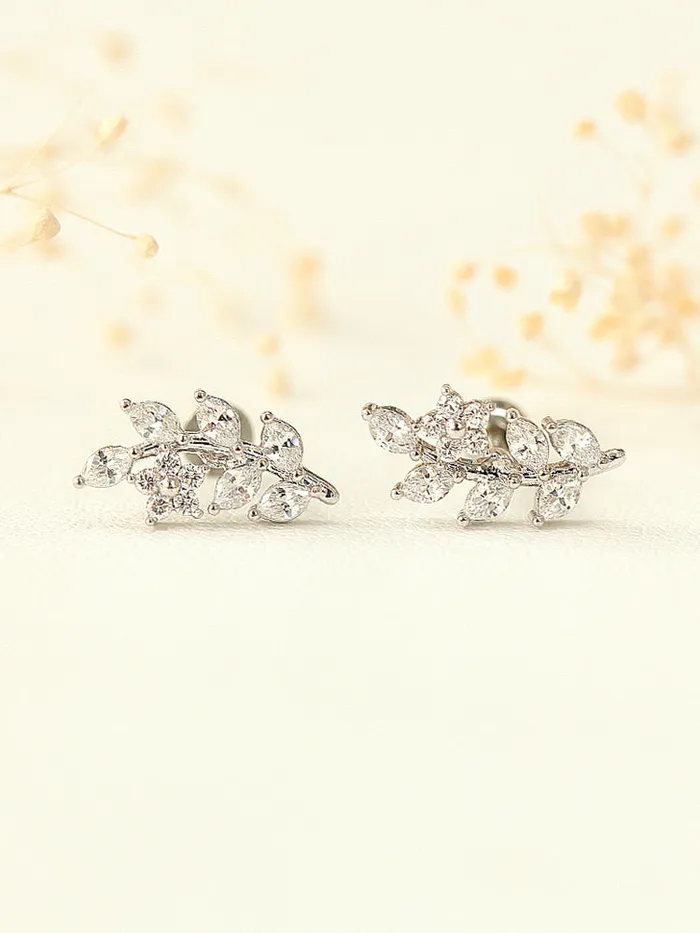 Earrings MinimalBijoux Flower Leaf Cartilage earring