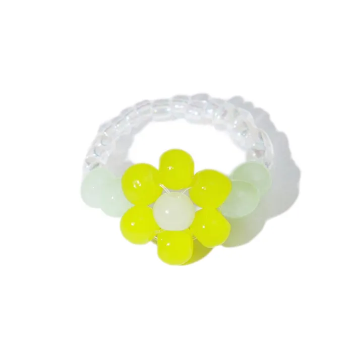 Flower Power Ring in Lemon shopsnackbreak Rings