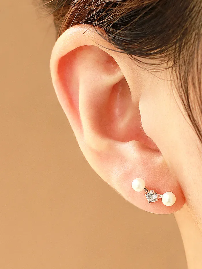 MinimalBijoux Earrings 14K Gold Pearl Cubic Cartilage Earring 18G16G
