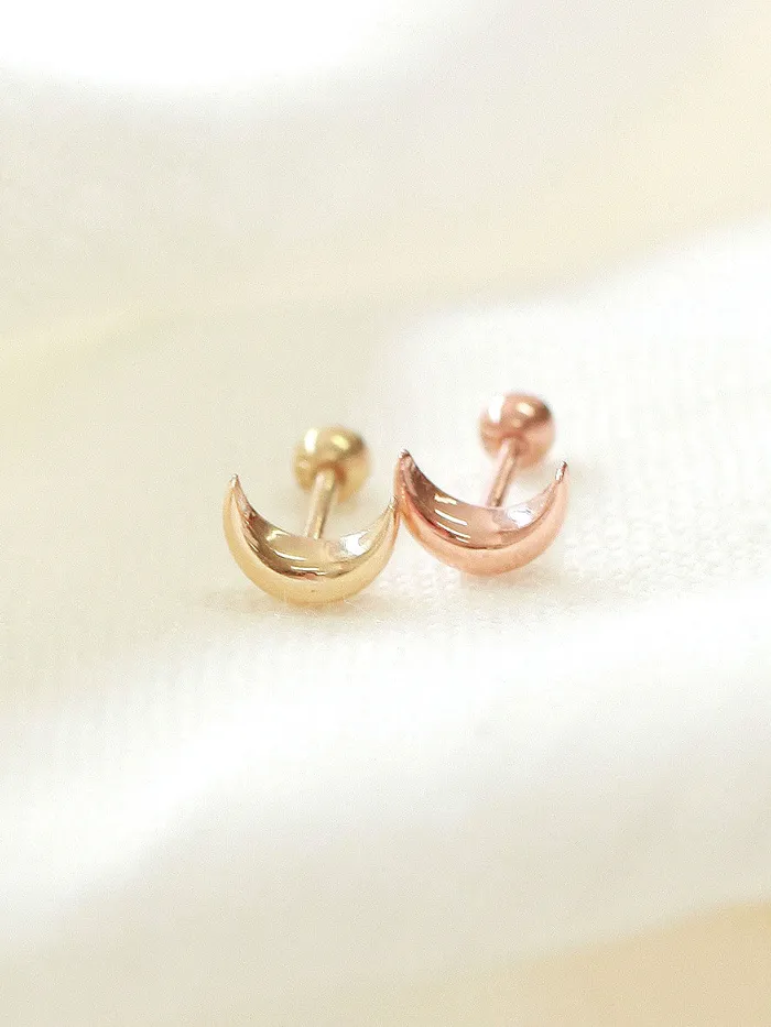 MinimalBijoux Earrings 14K Gold Plain Crescent Cartilage earring 18g16g