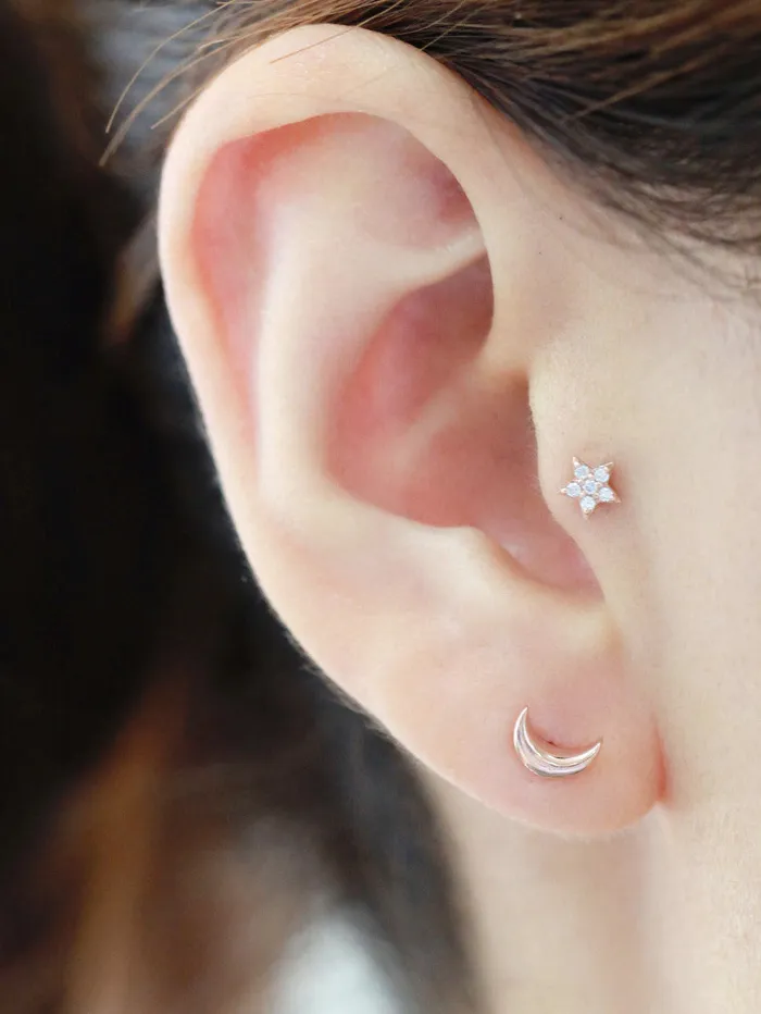MinimalBijoux Earrings 14K Gold Plain Crescent Cartilage earring 18g16g