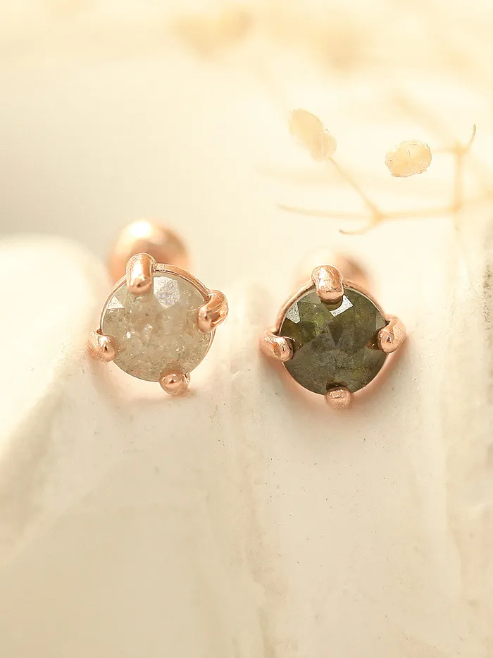 MinimalBijoux Earrings 14K Gold Rough Diamond cartilage earring 4mm 20g