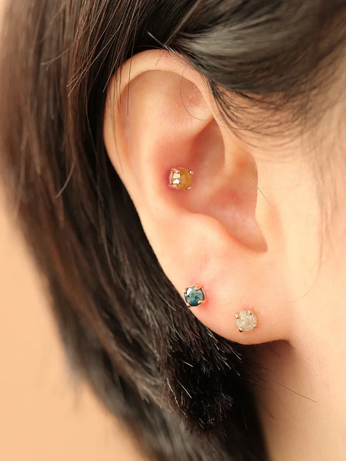 MinimalBijoux Earrings 14K Gold Rough Diamond cartilage earring 4mm 20g