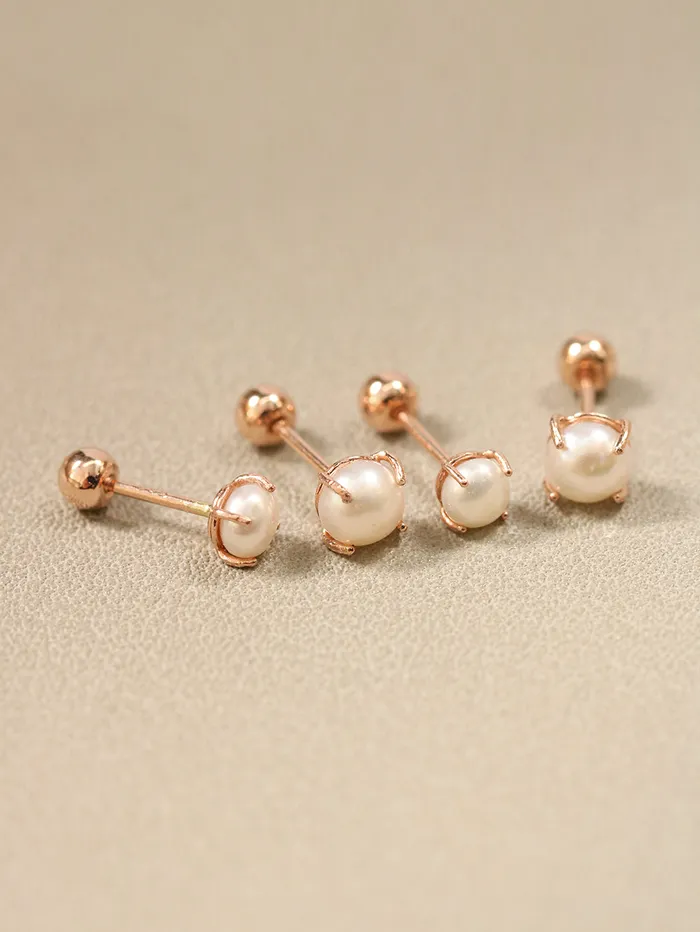 MinimalBijoux Earrings 14K Gold Simple 4 Prongs Fresh Water Pearl Piercing Earring 20G18G16G