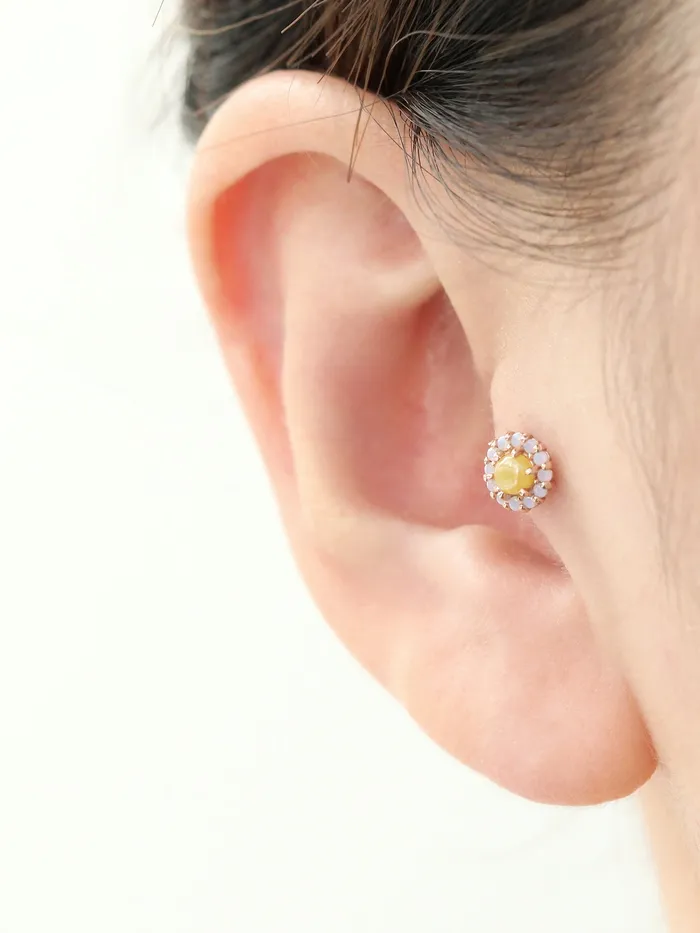 MinimalBijoux PreStyled Sets 14K Gold Candy Cubic Labret Piercing 18G16G