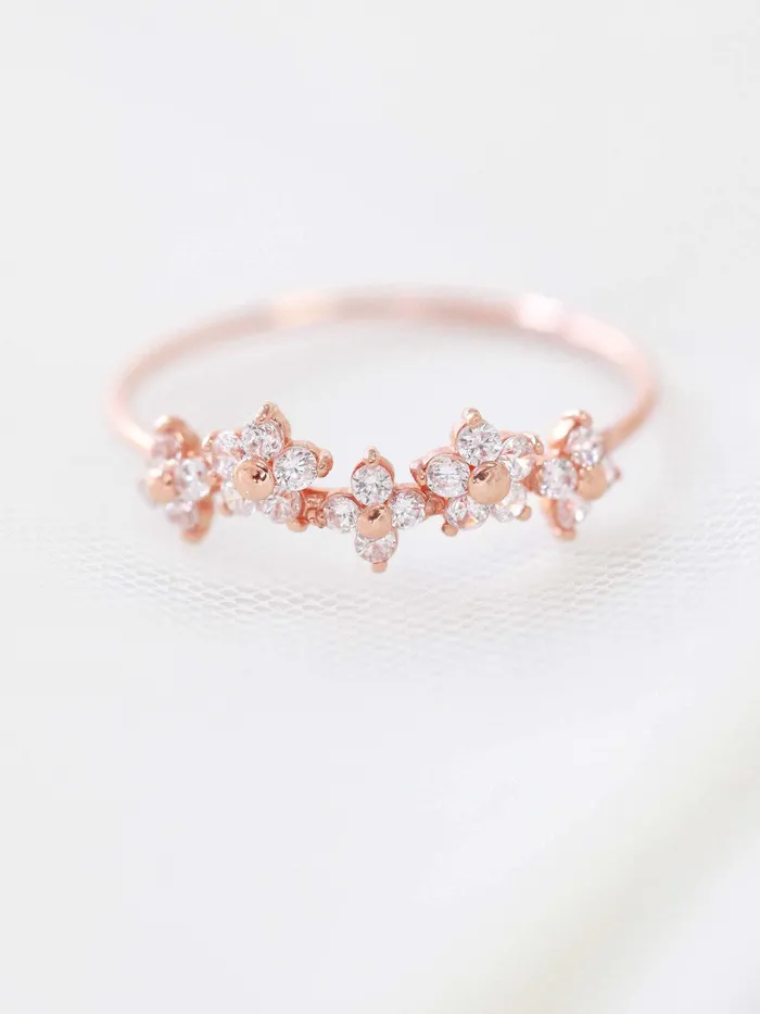 MinimalBijoux Rings 14K Flower Cubic Ring