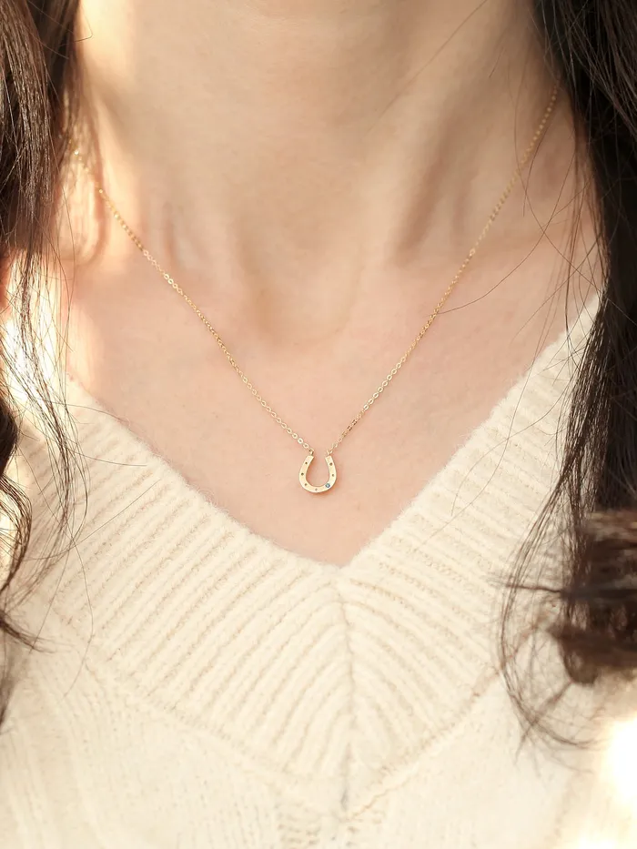 Necklaces MinimalBijoux 14K 18K Gold Blue Diamond Horses Hoof Necklace