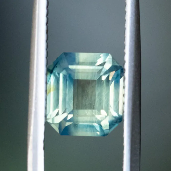 Rings 218CT EMERALD CUT MADAGASCAR SAPPHIRE PARTI YELLOW BLUE GLOWY 752X685X432MM EARLY ACCESS Nashan