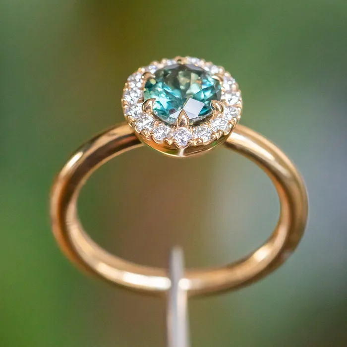 Rings Anueva Jewelry 104ct Round Sapphire Low Profile Diamond Halo Ring In 18K Yellow Gold